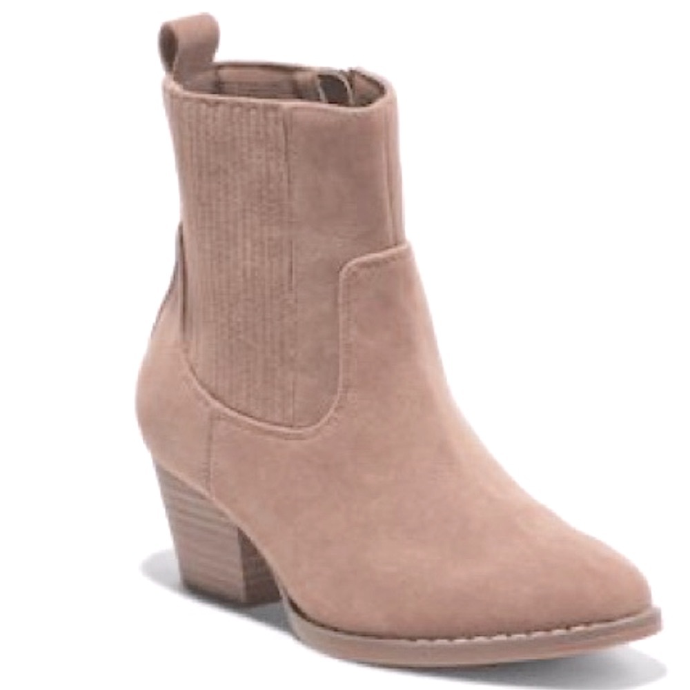 🆕 Women's Solita Western Boots - Universal Thread Tan Solita